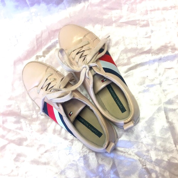 TOMMY HILFIGER - Picture 5 of 6